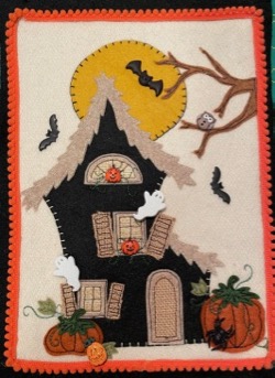 **Halloween House Wall Hanging Pattern